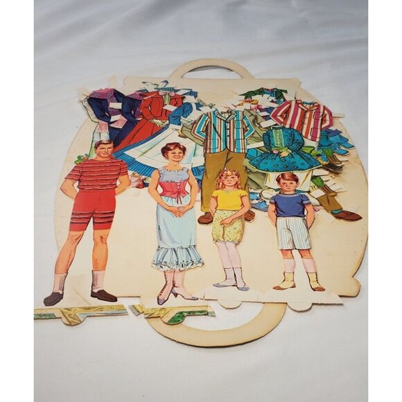Vintage Circa Mary Poppins Paper Dolls 1964 - Picture 3 of 4